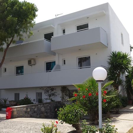 Blue Nest Hotel Tigaki Exterior foto